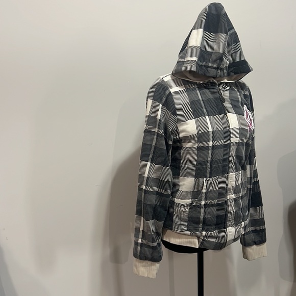 Volcom jacket size M square ivory and grey lining with cap - Picture 2 of 13